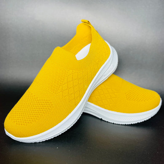 Mustard Female Sketcher - NSK-39