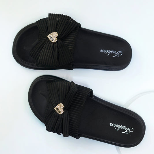 HEART MIU FLAT SOFTIE FEMALE - BLACK